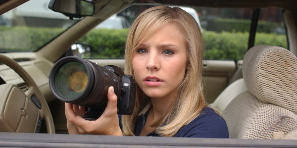 Kristen Bell as Veronica Mars.